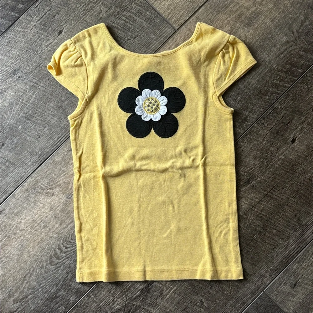 Gymboree outfit Yellow & White